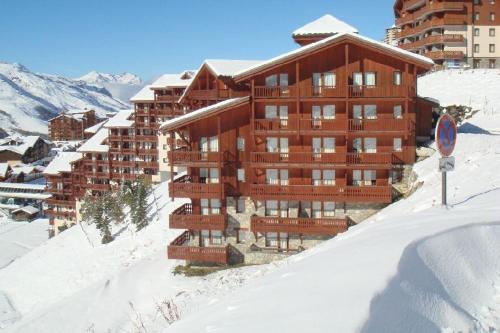 Résidence Valmont - Appartement avec 2 chambres et vue sur la montagne pour 6 personnes MAE-4154