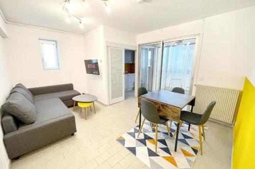 Apartment with balcony - sea view