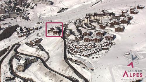 Résidence Necou - Studio avec lit clos savoyard au bord des pistes pour 4 personnes MAE-5374