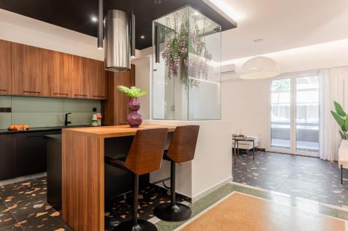 Cozy apartment in Koukaki Philopappou hill