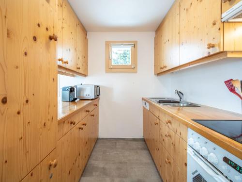 Apartment Collina 5i-02 by Interhome