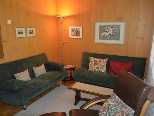 Apartment Oberland Nr- 19 Appartement-Fewo- Dusche oder Bad- WC 6-Bettwohnung by Interhome