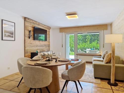 Apartment Les Ambassadeurs B 3 by Interhome