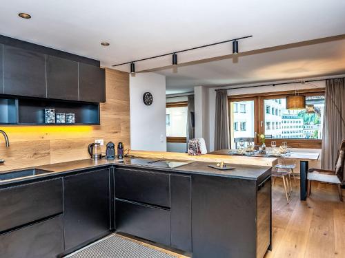 Apartment Chesa Zentrum 10B by Interhome