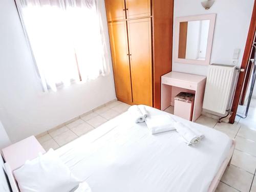 Apartment Sunny apartment number 1 by Interhome