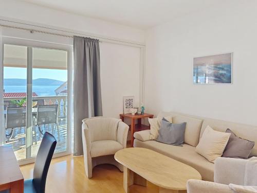 Apartment Loza by Interhome