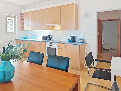 Apartment Loza by Interhome