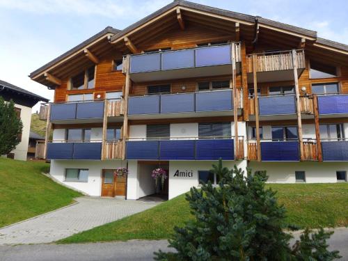 Apartment Amici 1- OG West Appartement-Fewo- Dusche und Bad- WC by Interhome