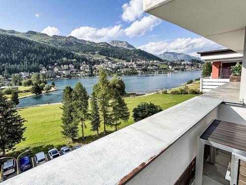 Apartment Skyline Apartment 203 on Lake St- Moritz by Interhome