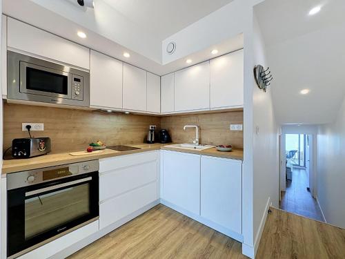Apartment Ulysse Port de Plage-2 by Interhome