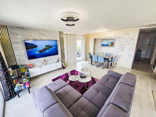 Apartment Lux Adriatica 3 by Interhome