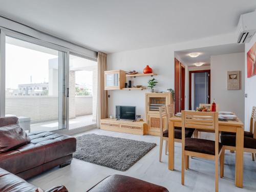 Apartment Elegance Sol by Interhome