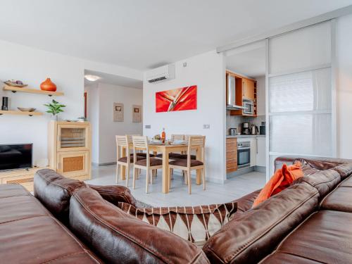 Apartment Elegance Sol by Interhome