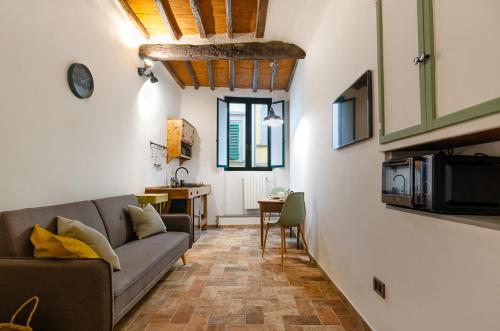 Santa Croce historical apartment