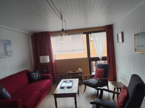 Grand studio central près télécabine, balcon ensoleillé