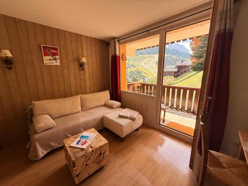 Meribel-Mottaret Rare 2 chambres dont cabine fermée à côté des pistes - Classé meublé de tourisme