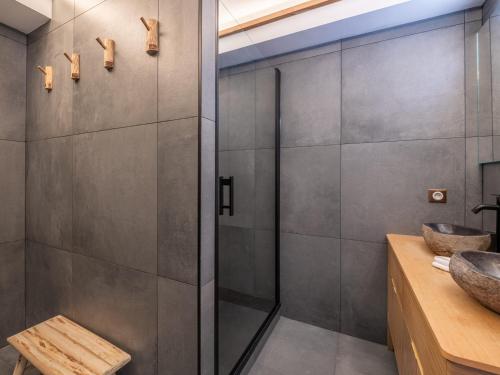 Appartement 4 pièces à Morzine avec parking, piscine l'été