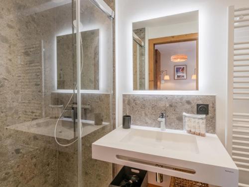 Morzine au pied des pistes, 3 pièces modernes, balcon, parking, wifi