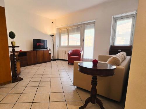 YR Apartments - San Siro - Near the Stadium, Well-Connected to the Center