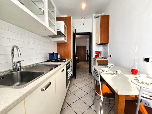 YR Apartments - San Siro - Near the Stadium, Well-Connected to the Center