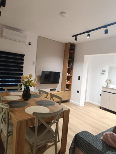 Katerina - Modern & Cozy Apartment