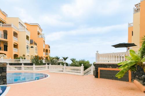 Tropical Gold - Los Cristianos, Tenerife