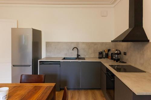 Elegant 2-bedroom apartment Carré d'Or Bordeaux 2 Bedrooms
