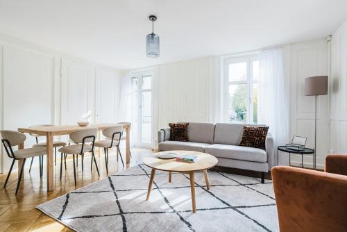 Magnolia Suite - Bright 4.5-Room Apartment