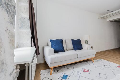 Daisy Suite - Bright 1.5-Room Apartment