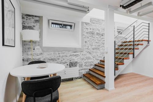 Daisy Suite - Bright 1.5-Room Apartment