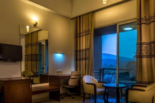 Gallery image of Hotel Sea N Rock in Thane