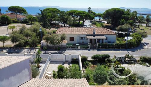 Villa Claudia - Entièrement rénovée - Plage à 100m