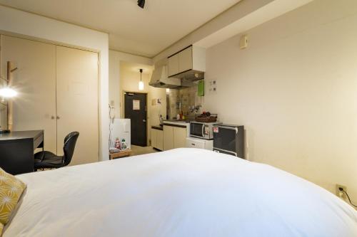 Shin-Nakano Apartment #105