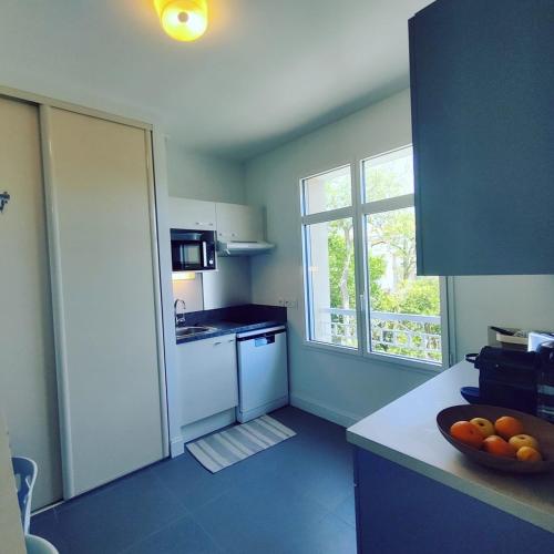 Studio with balcony beach 100m away