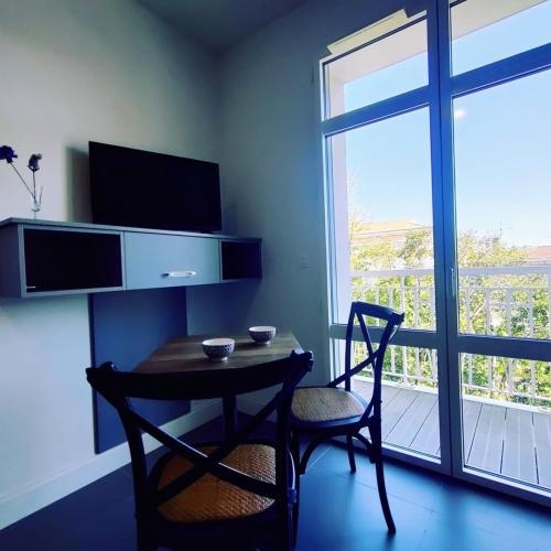 Studio with balcony beach 100m away