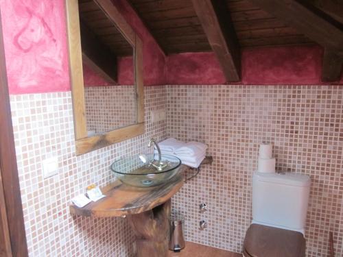 Kylpyhuone majoituspaikassa El Conventu del Asturcon