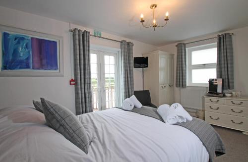 Gallery image of Halfway House Inn in Wadebridge