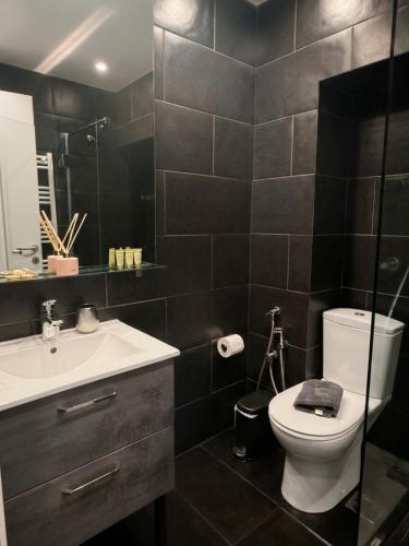 Acropolis Dreamscape Suite