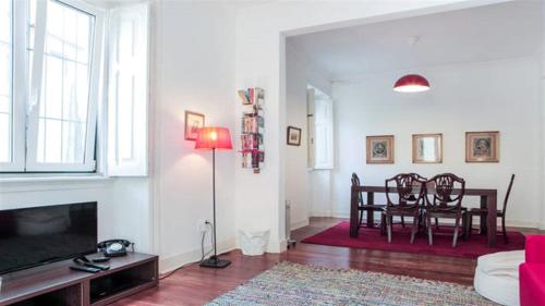 Spacious Tailor Made Bairro Alto