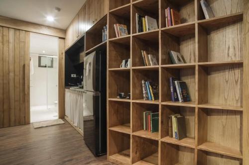 elegant pied -a - terre parisien v38