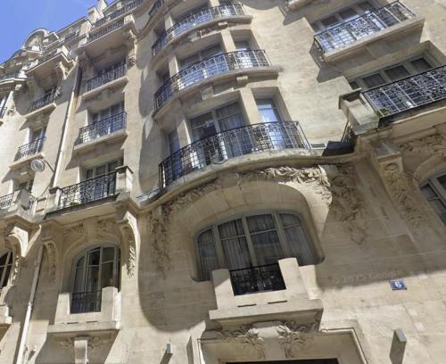 elegant pied -a - terre parisien v38