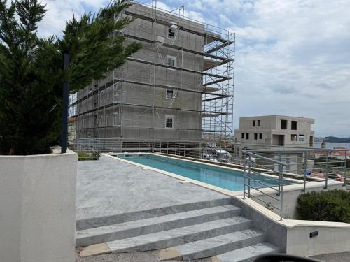 Brand new Luxury apartment G & L One
