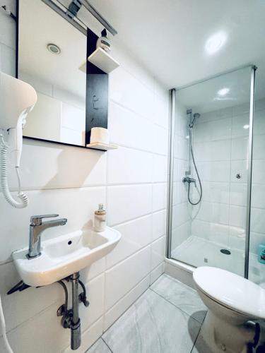 Modern & Cozy Studios -15 Min to Rathausplatz & Vienna Center