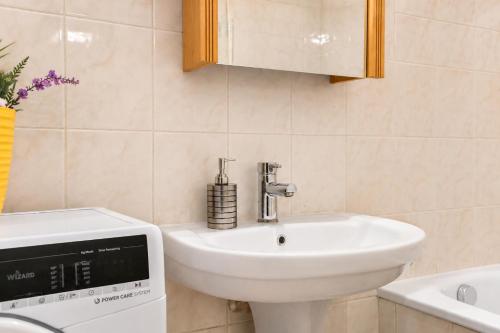 Vienna Wanderlust 2BR Apt in the Heart of It All