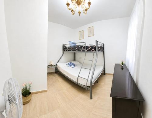 Apartment with two bedrooms, and spacious balcony near Cura beach