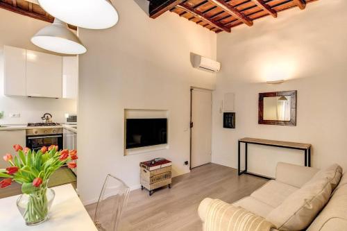 NEW Trastevere Bright Apartment