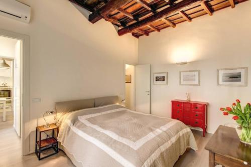 NEW Trastevere Bright Apartment