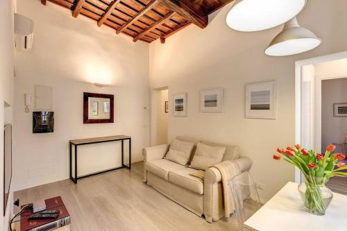 NEW Trastevere Bright Apartment