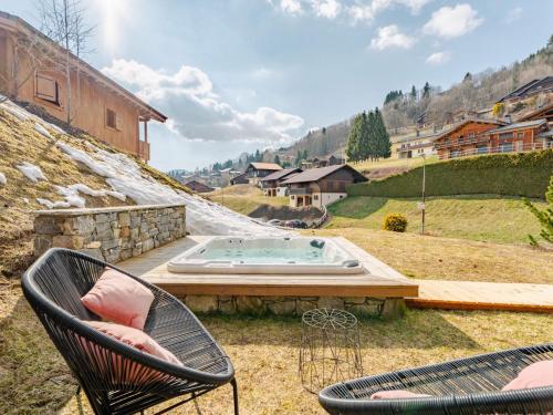Appartement spacieux, jacuzzi, parking - 15 pers.