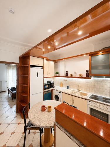 2-bedroom, 6 Guests, City center, Free parking